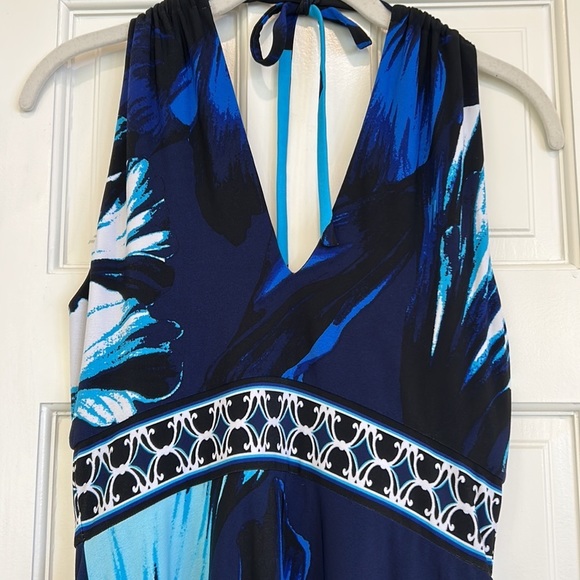 White House Black Market Halter Style Large PrintDress in Jersey Fabric sz.XS - Picture 3 of 9